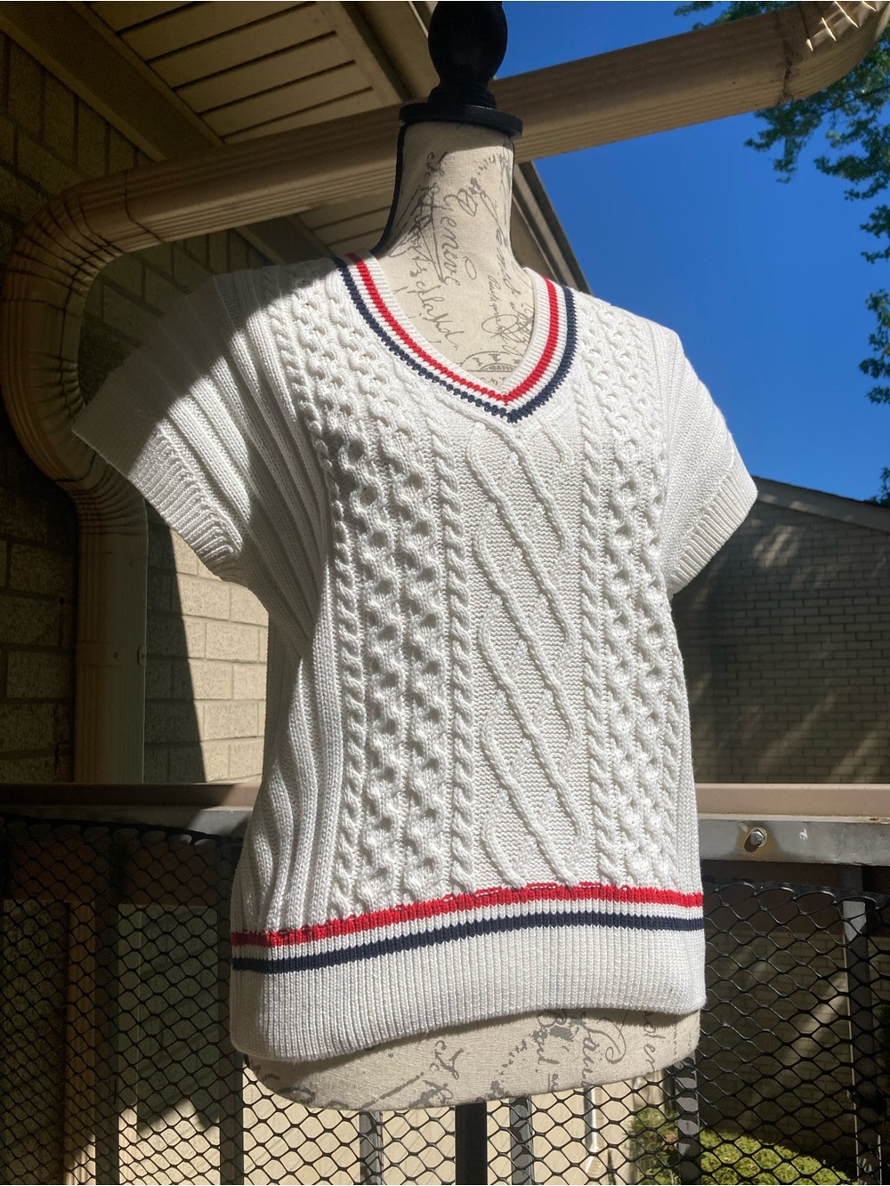 Hunter Stripe Cable Knit Stitch White Sweater Vest with Red Blue Stripe Details